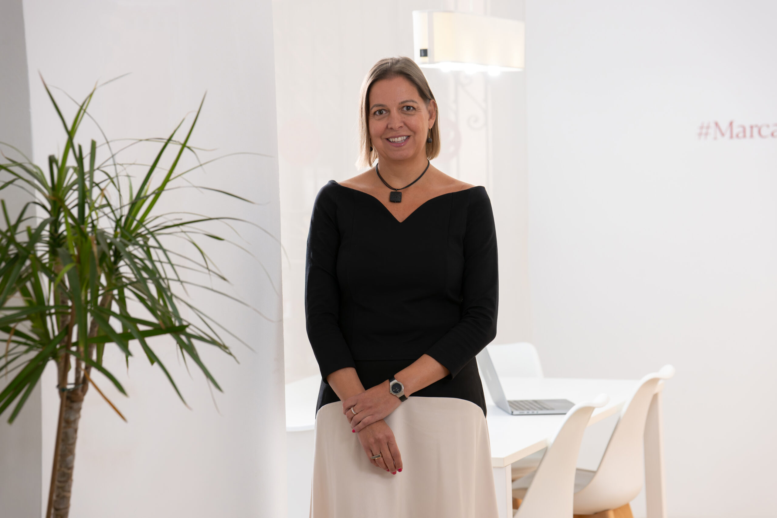 Artículo14_Especial «Mujeres que nos llevan lejos»_ María Sasot: “No podemos dar por garantizados los avances en liderazgo femenino”