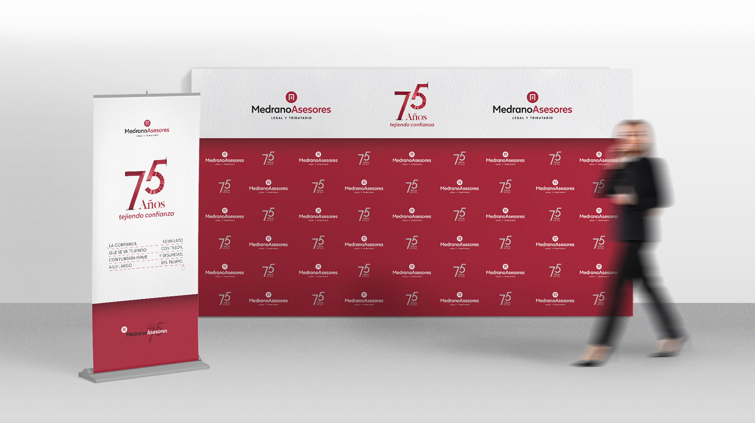 Photocall y Rollup para el Evento del 75 Aniversario de Medrano Asesores